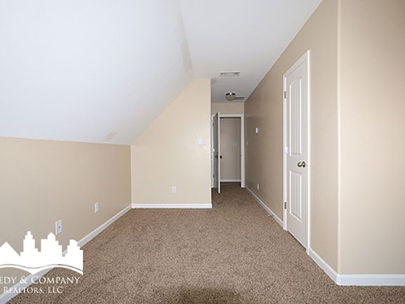 4th image of 1252 River Wood Cir S