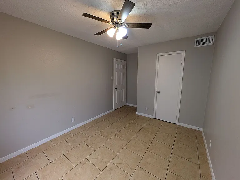 4610 Maddox St — Photo 24