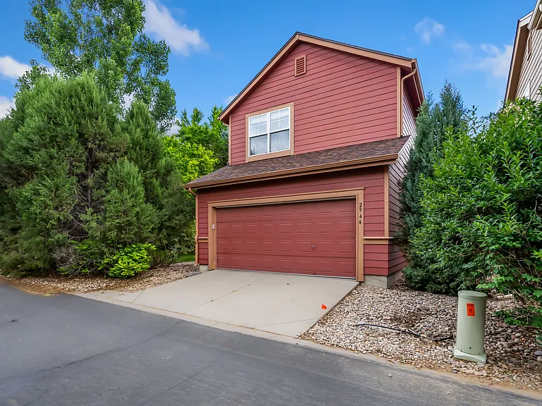 2944 Cornerstone Ln — Photo 24