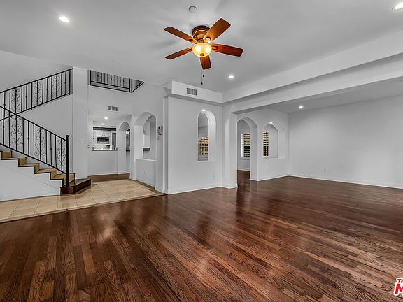 5th image of 1427 Camden Ave Unit 102