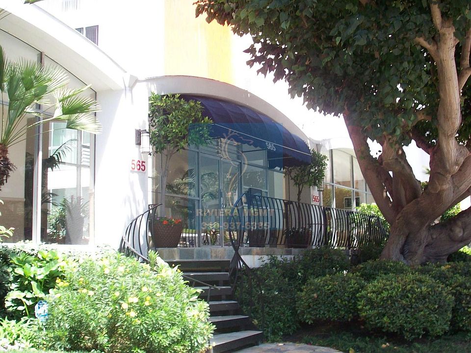 1st image of 565 Esplanade #2