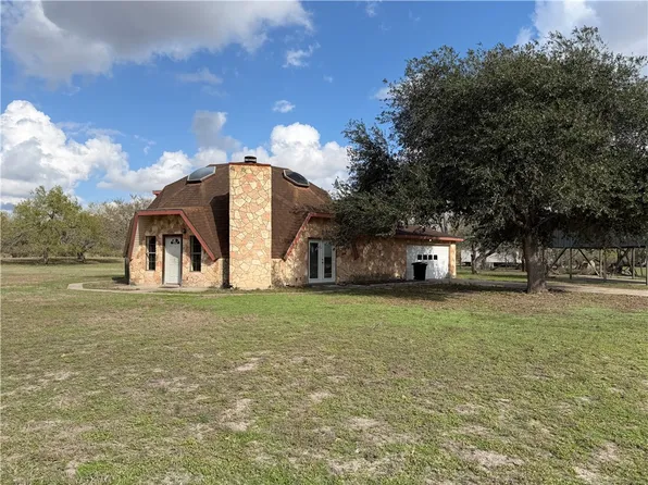 119 County Road 324, Alice, TX 78332