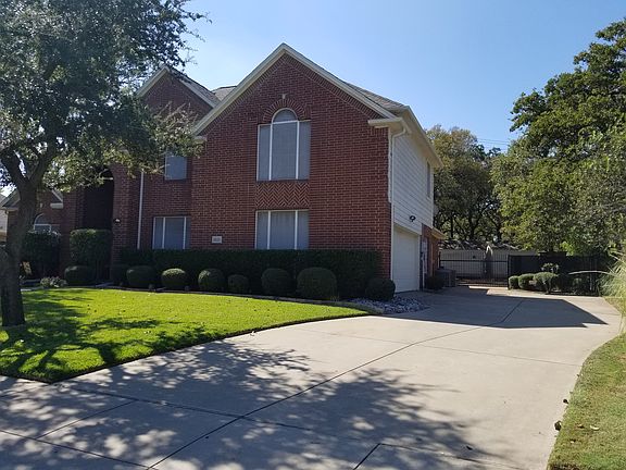 4th image of 1821 Prince John Dr