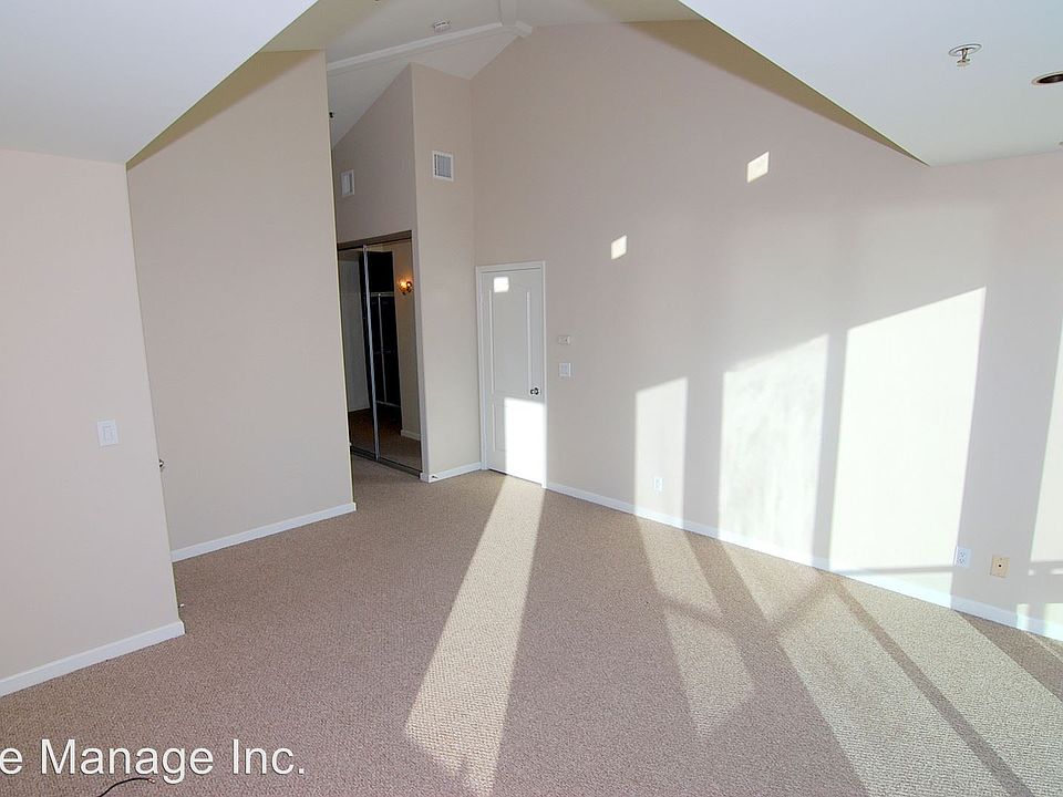 1st image of 1710 Bluff Pl #A