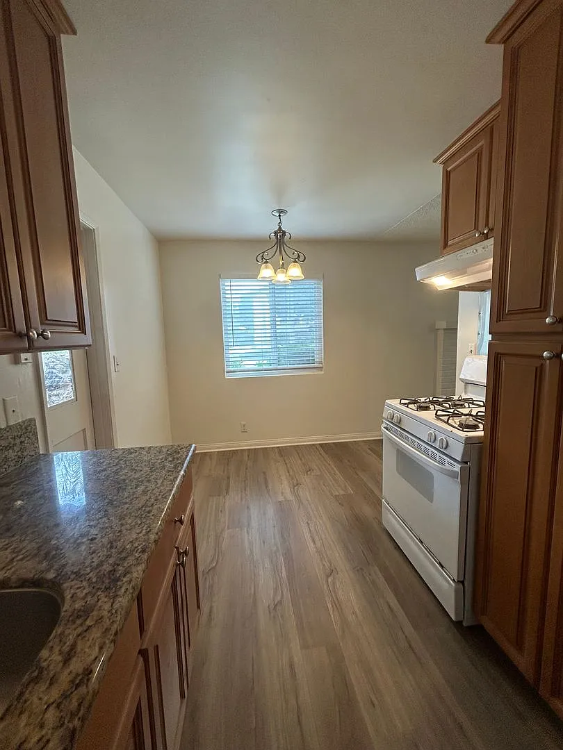 221 W. Anapamu Street — Photo 4