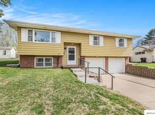7401 Page St, Omaha, NE 68114