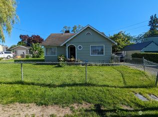 2816 96th St E, Tacoma, WA 98445