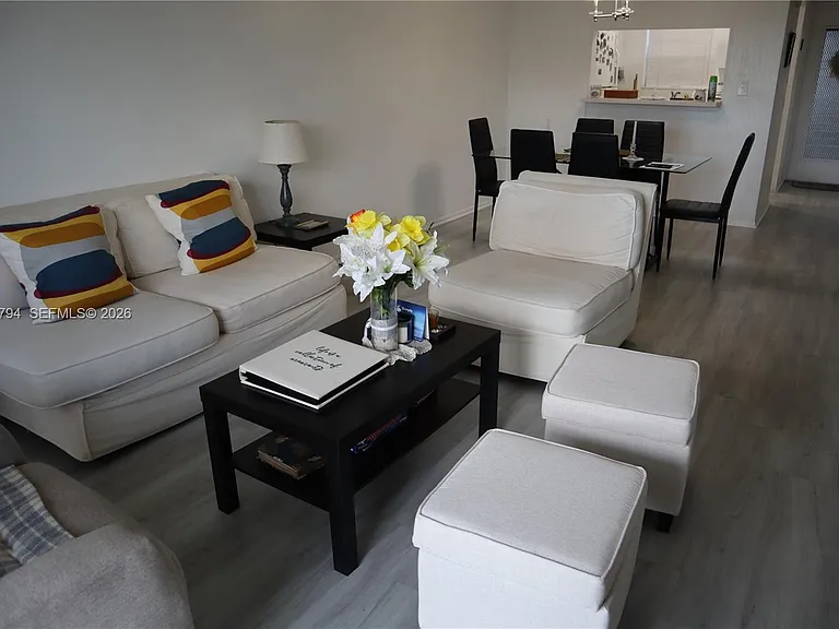 3000 E Sunrise Lakes Dr #303 — Photo 36
