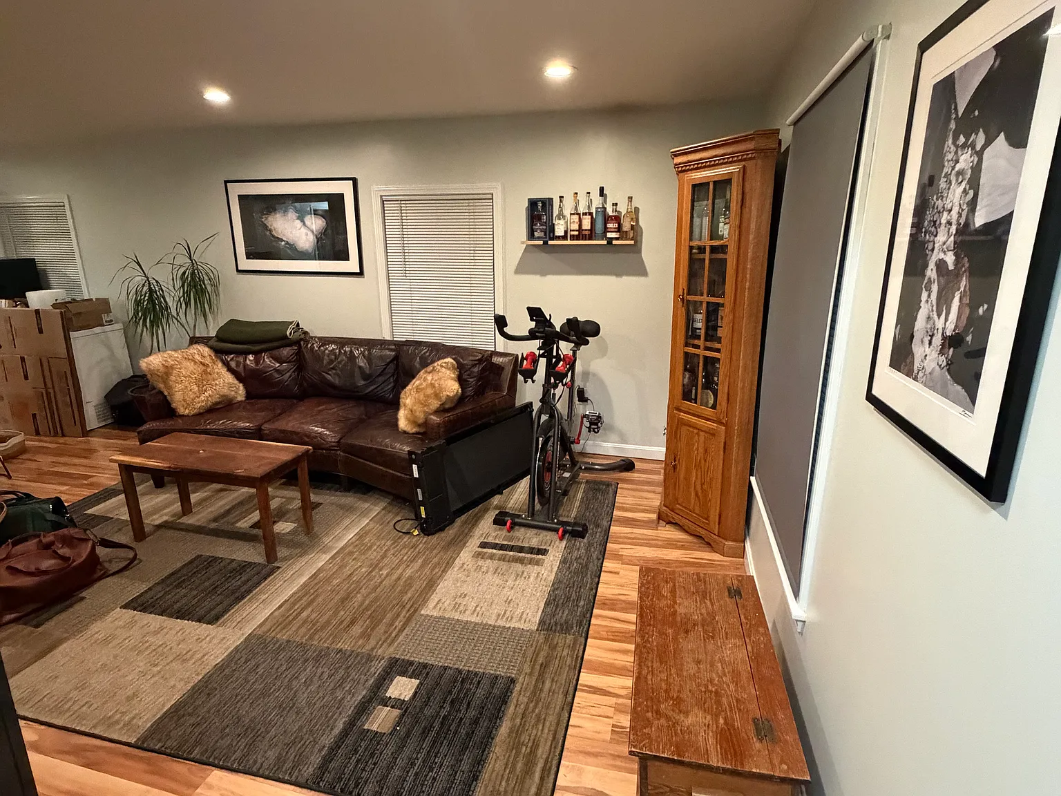 2 bed, 800 sqft, $2,400 — Photo 3