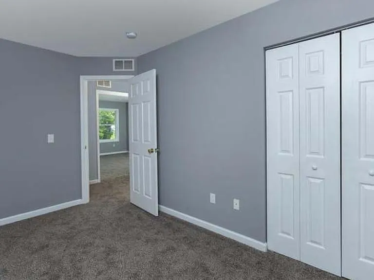 1711 Evergreen Rd — Photo 5