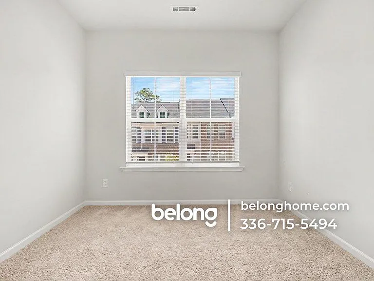 240 Chesapeake Commons St — Photo 14