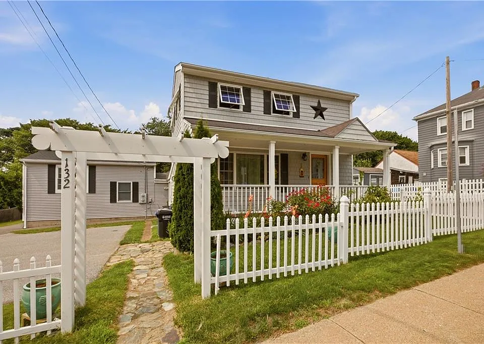 132 Evarts St #1