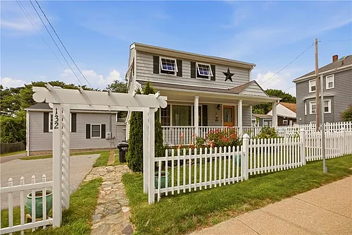 132 Evarts St #1 Photo 1