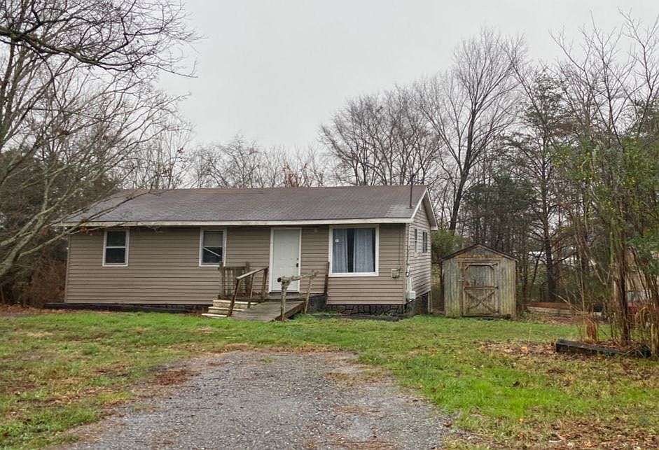 2nd image of 1160 Millers Chapel Rd
