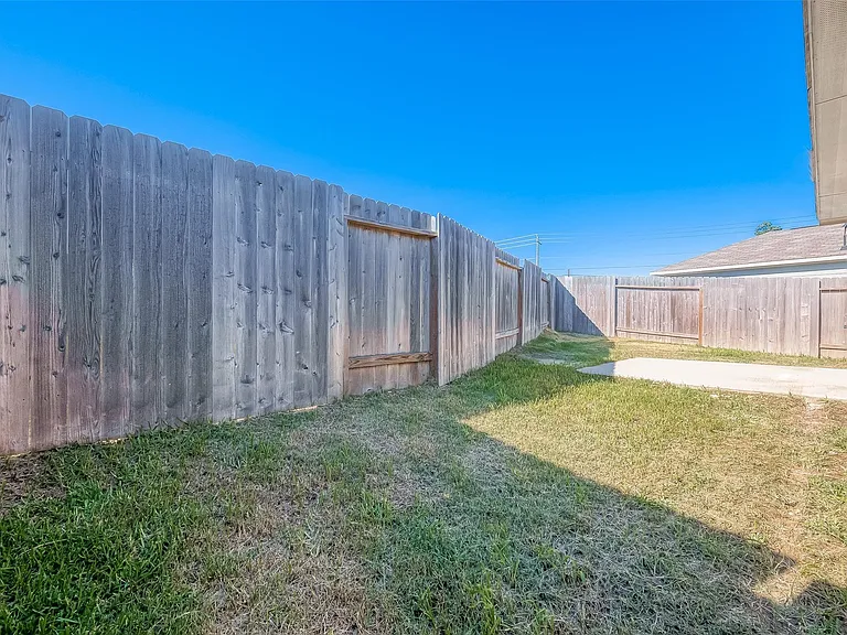 20033 Tuft Canyon Ct — Photo 42