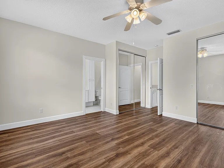 112 Santa Barbara Way — Photo 23
