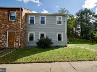 8411 Eucalyptus Ct, Springfield, VA 22153