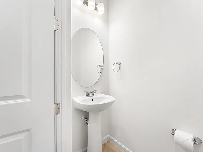 4315 Efendi Dr — Photo 15
