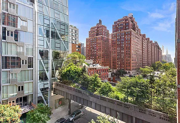 520 W 23rd St #9D — Photo 9