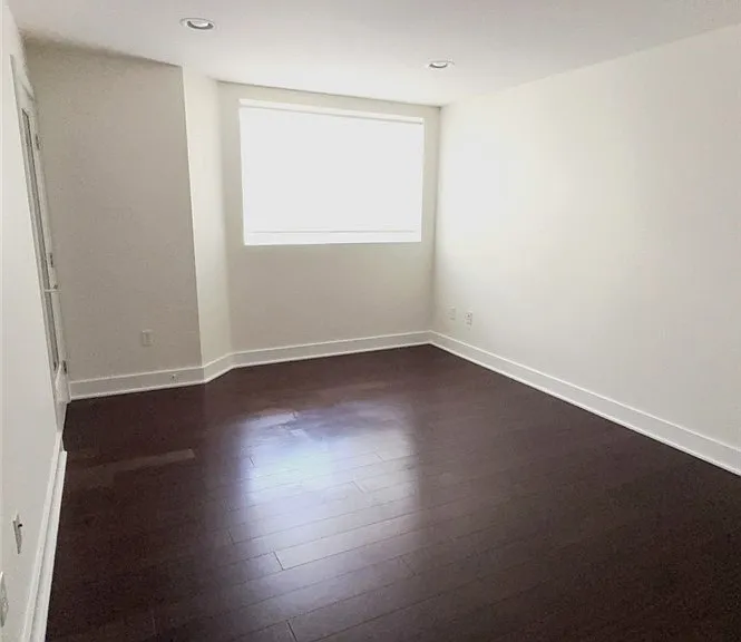 600 S Ridgeley Dr — Photo 21