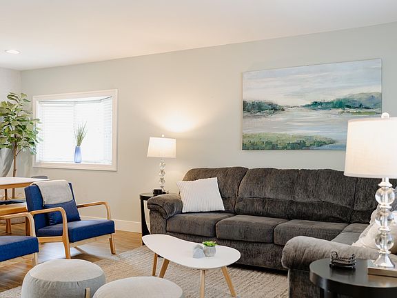 4th image of 4733 Shore Dr
