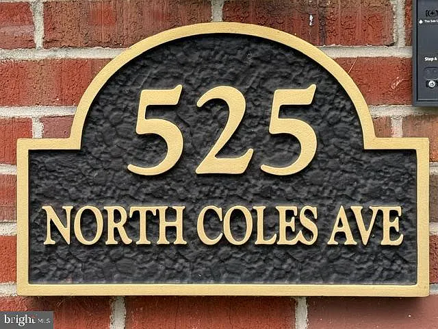 525 N Coles Ave — Photo 2