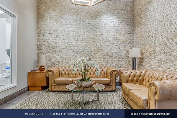 Rented by The Blueground | media 30