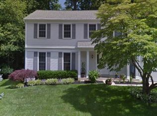 6045 Burnside Landing Dr, Burke, VA 22015