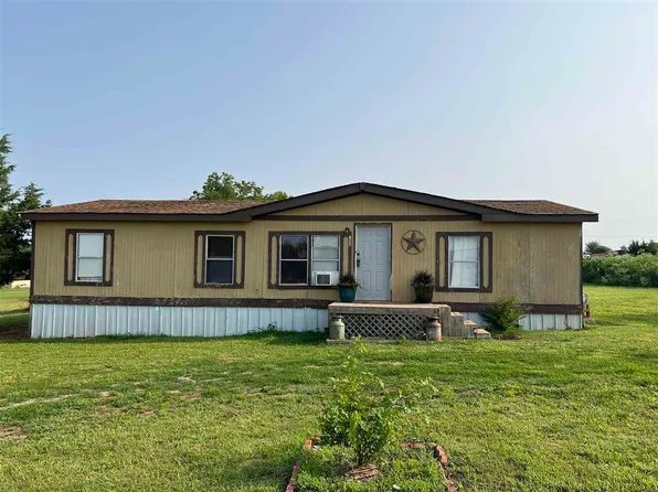 134 Bermuda Dr, Ponca City, OK 74604