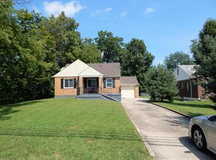 202 W Sharon Rd, Cincinnati, OH 45246