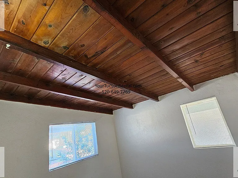Greenlee — Photo 27