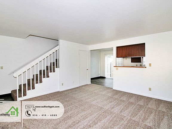 5th image of 2750 Shasta View Dr APT 1