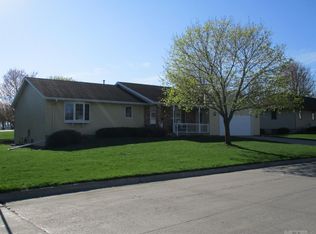 1144 Amy Ave, Carroll, IA 51401