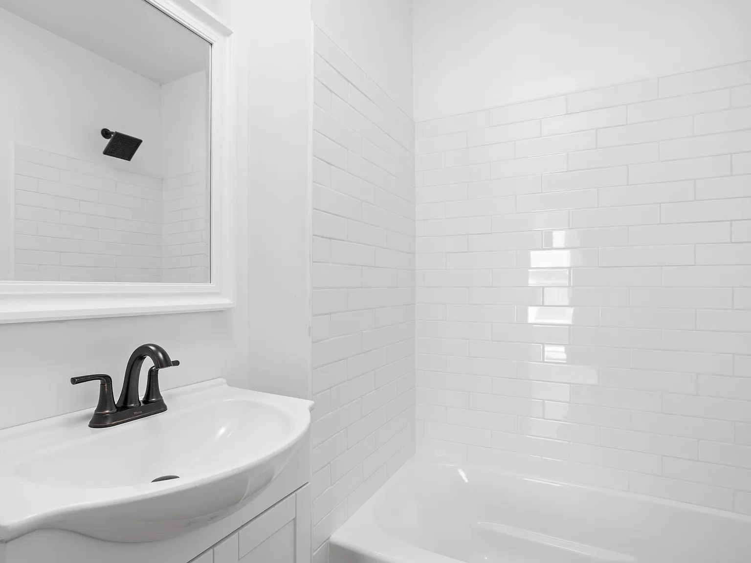 2 bed, 1294 sqft, $1,299 — Photo 3