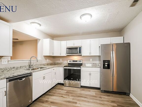 5th image of 10921 Cedar Pine Dr