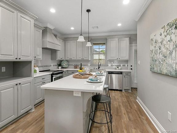 4th image of 544 Sheila Dr #765