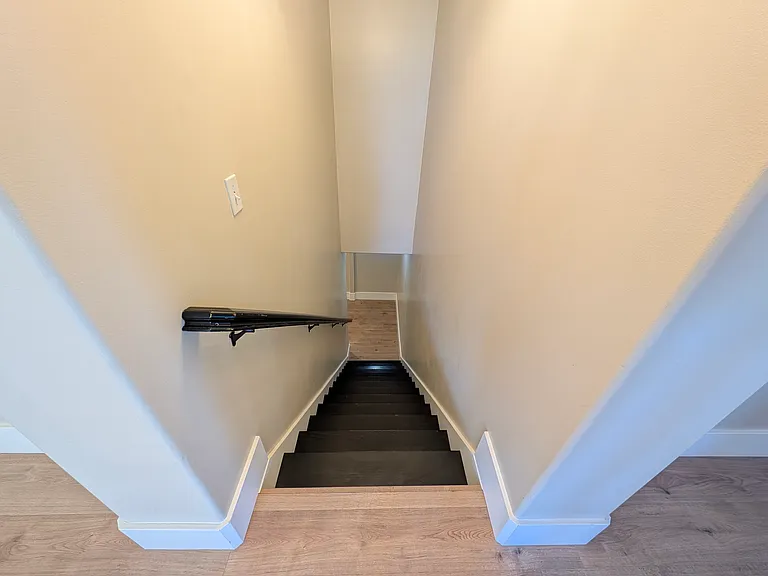 8743 N Franklin Dr — Photo 39
