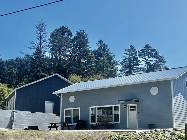 33050 Hillside Acres Rd, Gold Beach, OR 97444