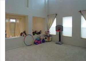 4th image of 1548 Sapphire Ln