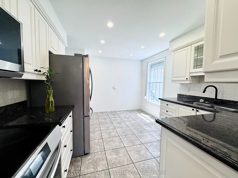 4278 Longmoor Dr — Photo 7