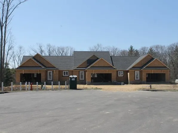 17 Candlewood Dr, Spencer, MA 01562