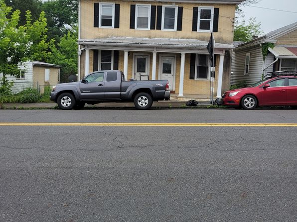 104 S Carlisle St