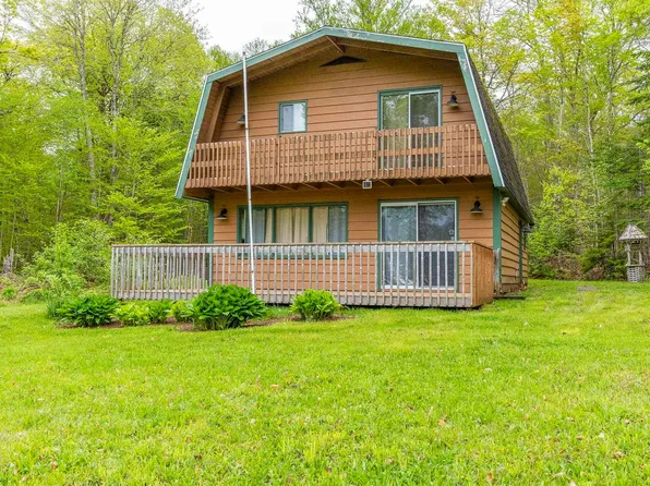 268 Murphy Lake Dr, Kings, NS B4N 3V8