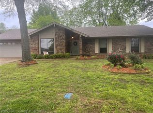 8013 Williamsburg Rd, Fort Smith, AR 72903