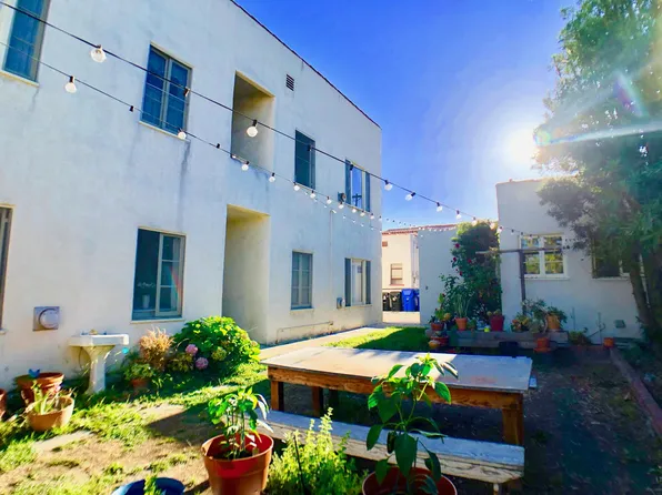 1352 W 10th St #3, San Pedro, CA 90732