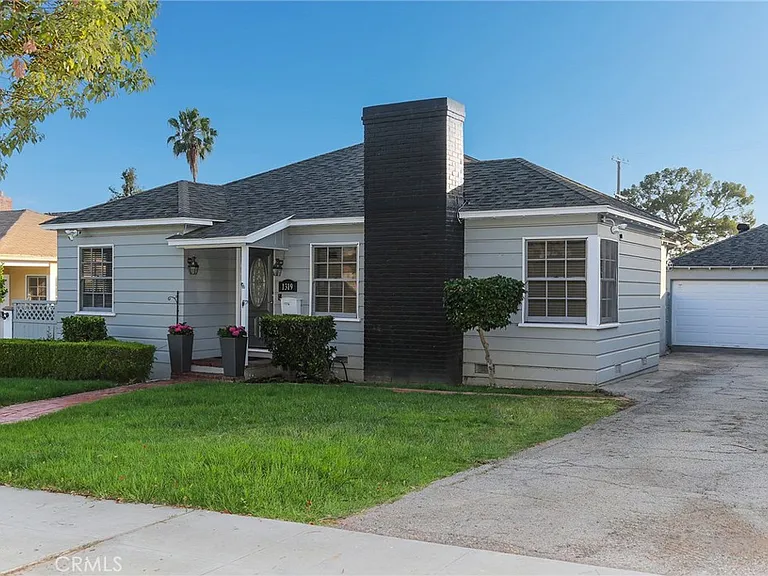 1319 Dorothy Dr — Photo 2