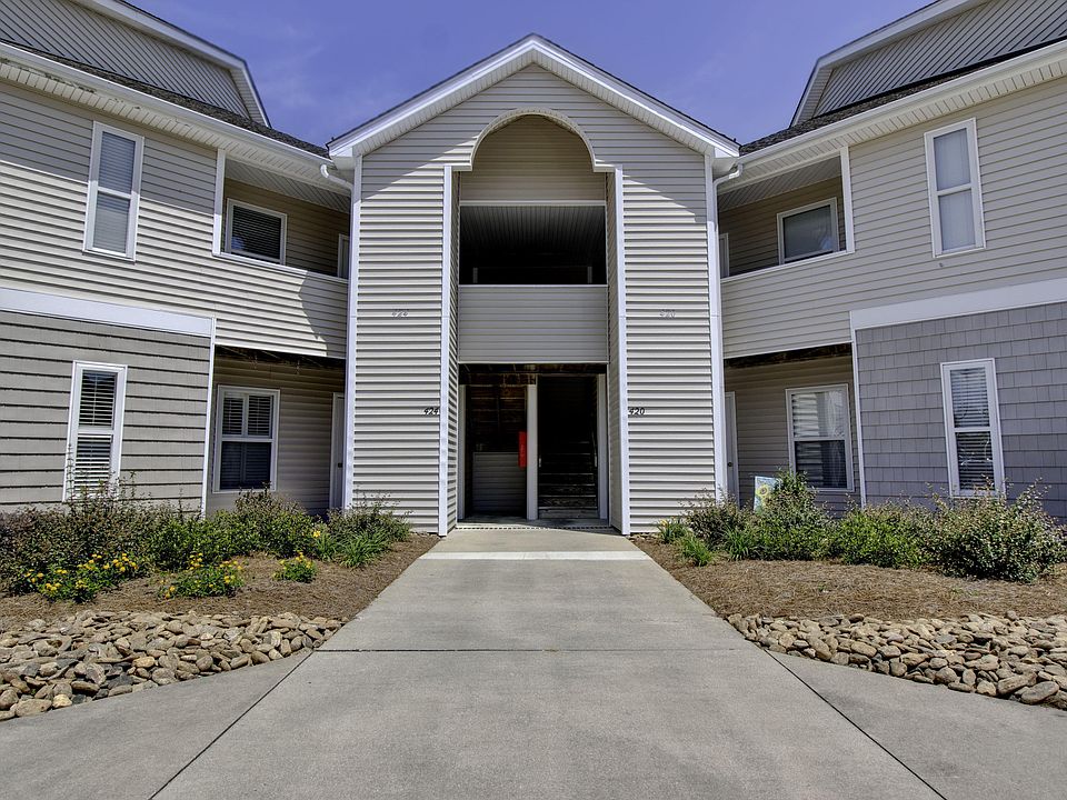 1st image of 420 A Commerce Avenue