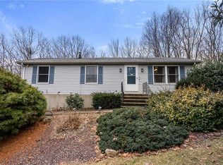 6 Apple Tree Ln, Johnston, RI 02919