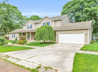 513 W Union St, Champaign, IL 61820