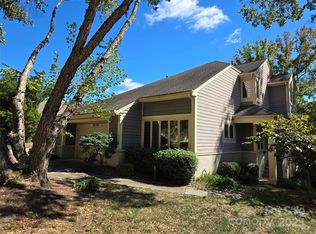 9520 Glenwater Dr, Charlotte, NC 28262